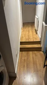 Room for rent - Image 4
