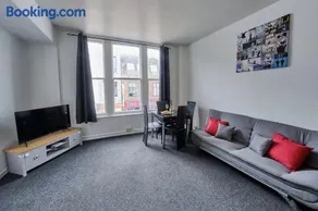 Central flat in Basingstoke - Image 3