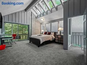 Indoor Pool Sauna Movie Theater Room Bar Sleeps 10 - Image 5