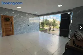 Casa alto padrão no Condomínio Jardim Veneza 15 minutos do Autódromo e pontos de embarque Park and Ride - Image 3