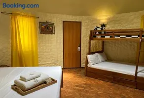 Midnite Inn - Image 5