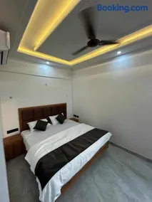 KD Palace Hotel And Restaurant - Image 3