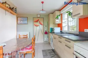 Appartement accueillant à Mortagne-sur-Gironde, 45 m², terrasse - Image 4