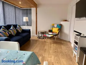 Beach Cottage 43, A stone's throw from the sea - Image 3