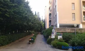 Le Torri Apartments - Image 2