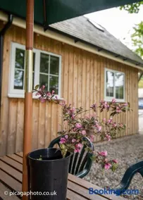 Loch Ness Studio Blairbeg - Image 2