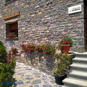 Apartamentos La Glera Biescas - Image 3