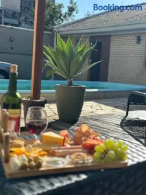 Espaço Privativo com Piscina Aquecida e Ambiente Exclusivo - Image 3