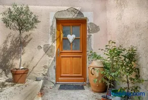 La maison d'en face a cozy guesthouse - Image 1