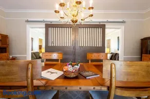 3 Kings, Hot Tub, Bourbon Trail, Horse Themed Stay - Image 2