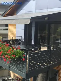 Au Jardin de Lina - Image 1