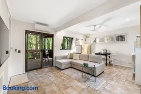 The Bamboo Base at Buderim - Image 2