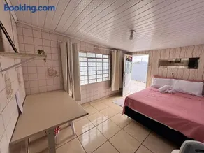 Casa de Fundos com 2 QuartosWi-fi e Estacionamento - Image 5