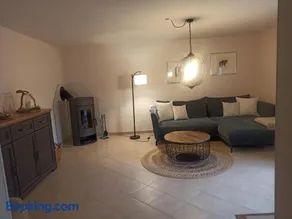 Schöne 77qm Wohnung in gehobener Lage direkt am Wald - Image 3