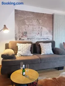 stilvolle Wohnung direkt in der City - Image 2