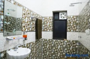 Raj Resort - Image 1