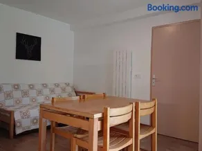 Gîte 20 PMR - Confort et Accessibilité au Cœur du Parc des Volcans d'Auvergne - Image 1