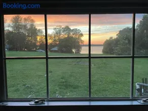 St Lawrence River Retreat - Image 2