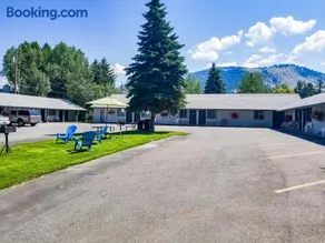 Alpine Motel - Image 5