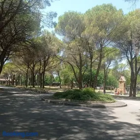 Grado caravan, lakókocsi 448 - Image 5