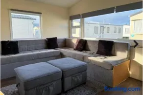 Peaceful Nature Escape - Rhyl Lodge Sleeps 6 - Image 5