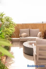 Secondfloor- Luxurious Modern Suite in the Golan Heights - Image 3