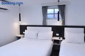 Buckingham Apartments - Image 2