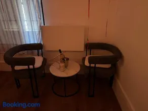 LOVE ROOm - Image 3
