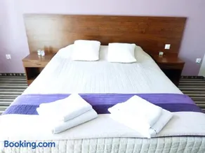 Hotel-Aramis - Image 1