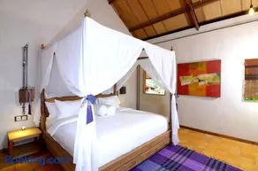 Desa Alamanis Resort Villa - Image 4