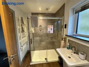 The Bridge Self Catering - Image 4