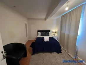 Shared House in Chakeshill Drive - Image 1