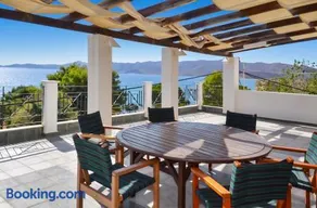 Charming Villa with Sea View in Karistos - Image 1