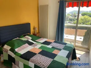 Agréable appartement dans résidence avec piscine et tennis - Image 2