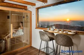 Lunela estate with sauna - Image 2
