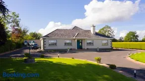 Room 1 - Anglers Rest Carrick - Image 1
