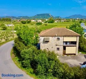 Platanus Inn Villa by "elite" - Image 3