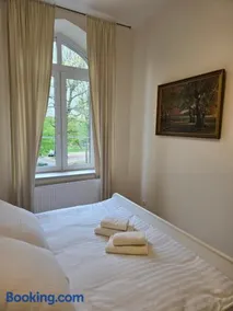 Art Apartment - Image 3