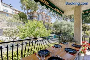 Seaview apartment for families and groups - Billiard - AC in the Bedrooms - Pool June 16-Sept 15 - Image 5