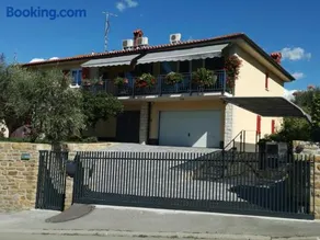 Apartments Tomišić - Image 1