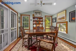 Historic Saugatuck -Walk to Lake Shops and Dining - Image 2