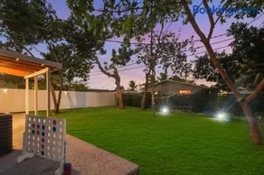 Spacious and luxurious home centrally located between Miami and Ft. Lauderdale - Image 3