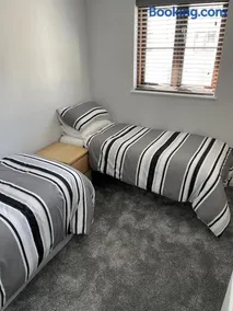 Burry Port Harbour Apartment - Image 2