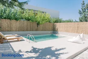 Kostantakis Pool house - Image 2