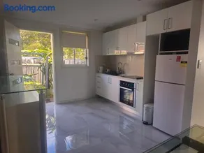 Convenient New Private granny flat - Image 2
