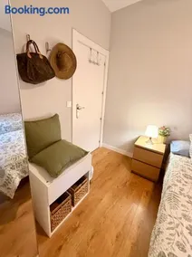Habitación en apartamento con zonas comunes compartida H1 - Image 2
