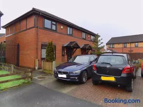 BRIGSTOCK HOLIDAYS HOUSE - Image 2