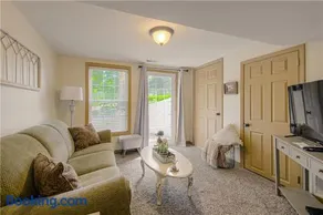 The American Carriage House - Image 2