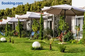 Amadeus Golden Resort - Image 1