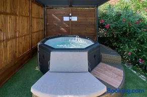 Le Pigeonnier gîte privé avec piscine chauffée et abri, climatisé en pleine nature - Image 5